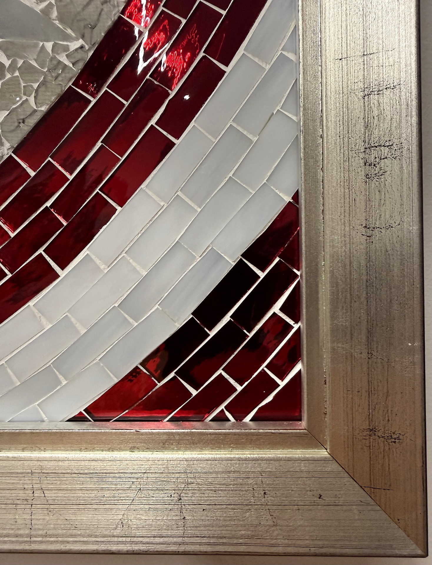 Crimson Wreath — frame corner detail